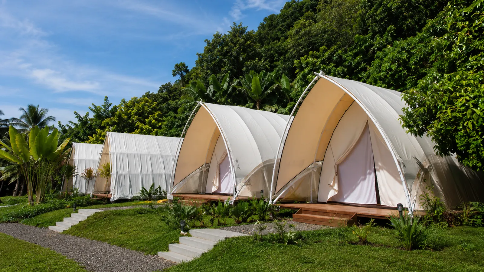 Vista glamping tent at a glamping site